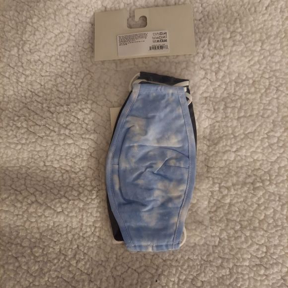 Adult Contour Mask with Filter Pocket (3-Pack) - Picture 5 of 7